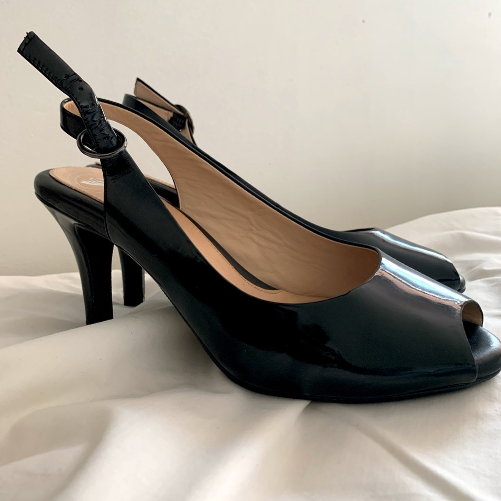 🌿NURTURE PATENT LEATHER Peep Toe Heels Size 9M 🌿